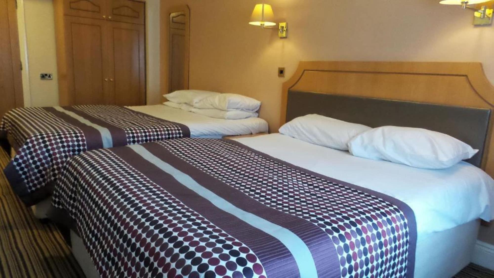 Parkside International Hotel Reading Exteriör bild